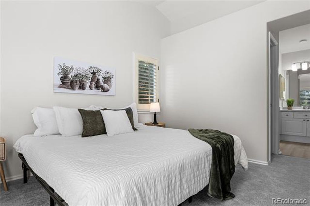 Image 15 of property listing at 9568 Wangaratta Court, Highlands Ranch, CO 80130