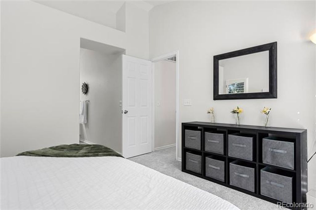 Image 17 of property listing at 9568 Wangaratta Court, Highlands Ranch, CO 80130