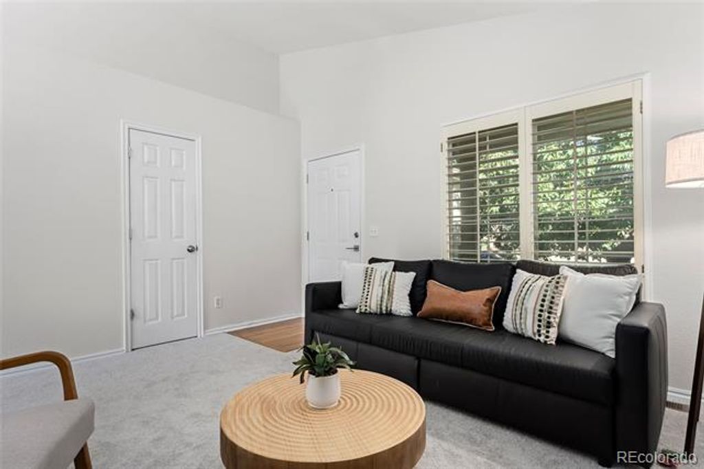 Image 6 of property listing at 9568 Wangaratta Court, Highlands Ranch, CO 80130