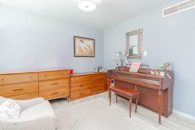 3417 Aberdeen Street, El Paso, TX 79925