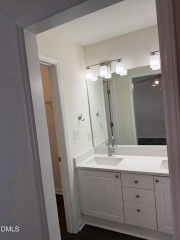 5742 Osprey Cove Drive, Raleigh, NC 27604