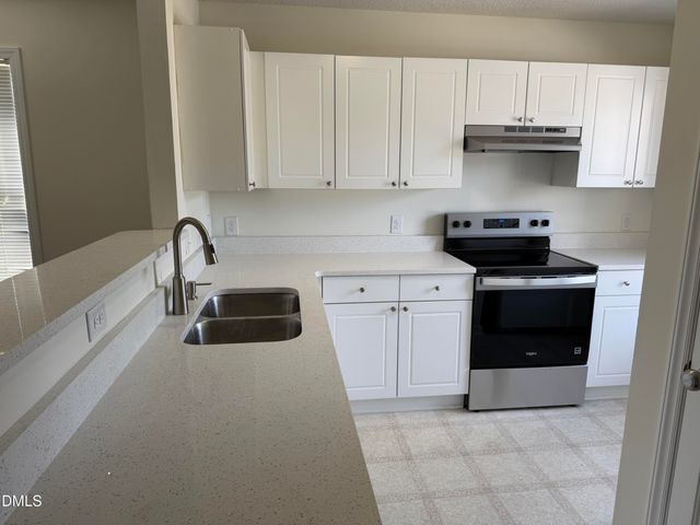 5742 Osprey Cove Drive, Raleigh, NC 27604