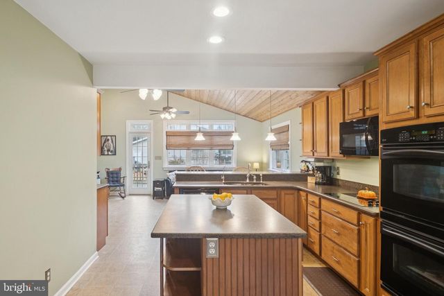 710 SCOTSDALE RD, Westminster, MD 21157