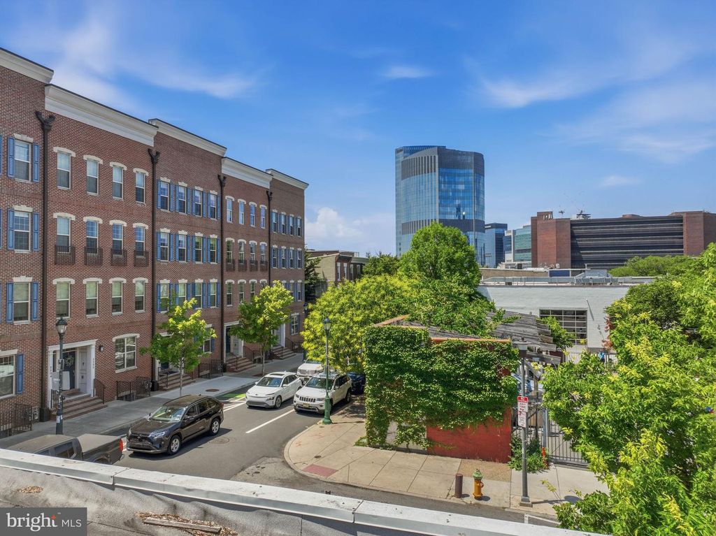 2429 SOUTH ST #UNIT B, PHILADELPHIA, PA 19146 — photo 4