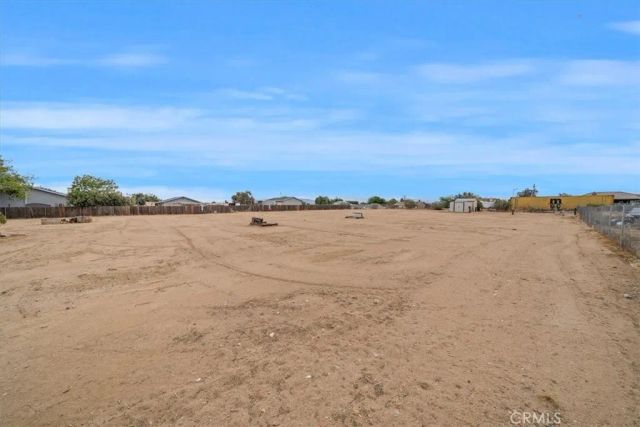 16219 Manzanita, Hesperia, CA 92345