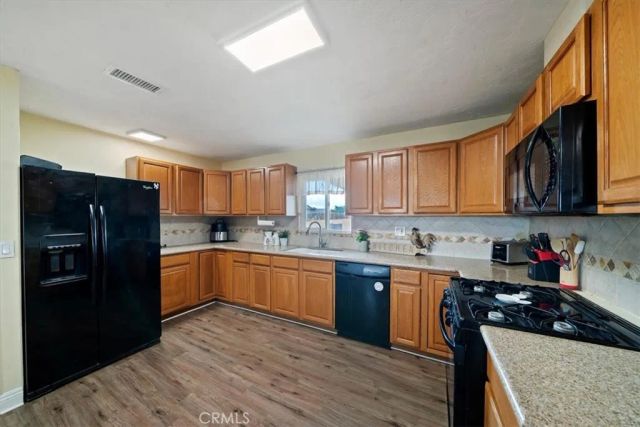 16219 Manzanita, Hesperia, CA 92345
