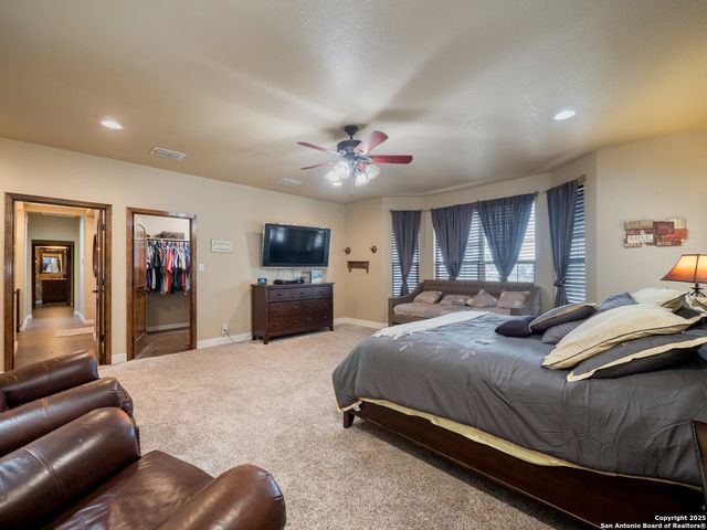 617 State Highway 123 N, Stockdale, TX 78160
