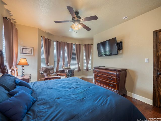 617 State Highway 123 N, Stockdale, TX 78160