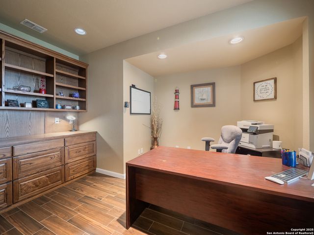 617 State Highway 123 N, Stockdale, TX 78160