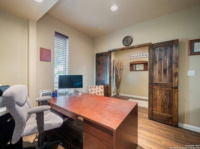 617 State Highway 123 N, Stockdale, TX 78160