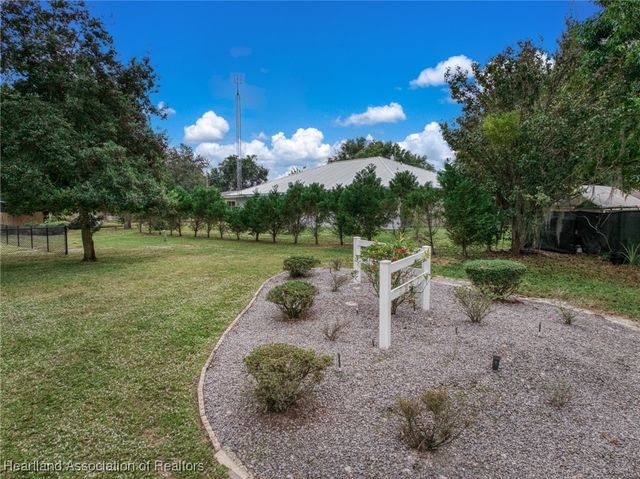 316 Fox Ridge Road, Lake Placid, FL 33852