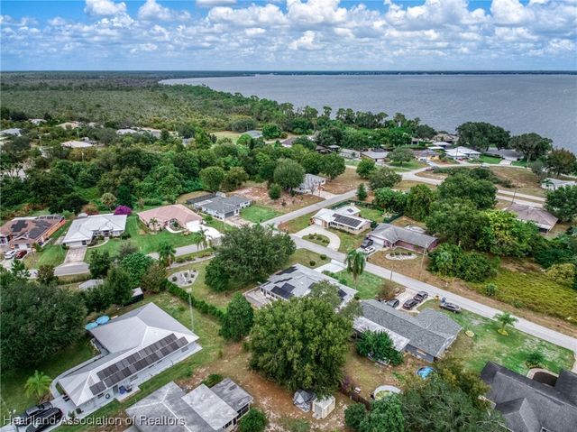 316 Fox Ridge Road, Lake Placid, FL 33852