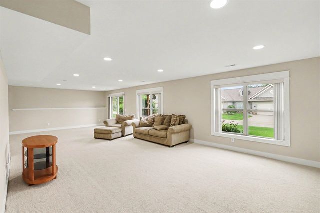 8902 Macywood Lane 5, Richland, MI 49083