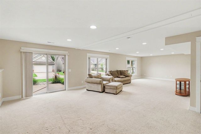8902 Macywood Lane 5, Richland, MI 49083