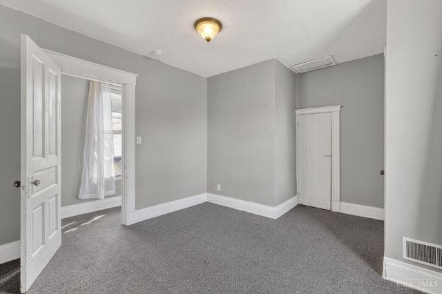 301 Central Avenue, Lockland, OH 45215