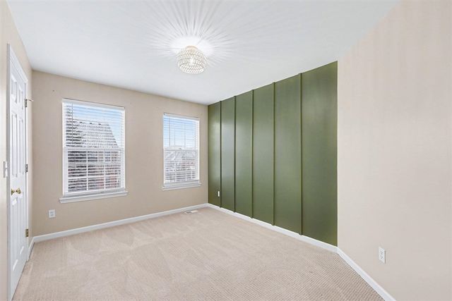 56607 Long Island Drive, Utica, MI 48316