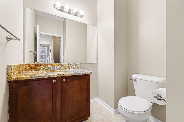 56607 Long Island Drive, Utica, MI 48316