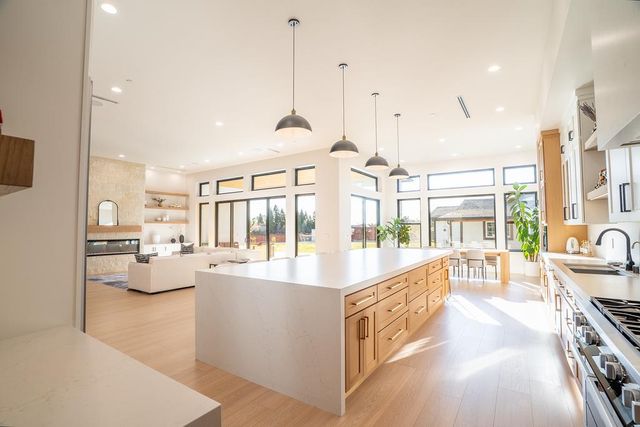 3285 Baseline Rd, Roseville, CA 95747