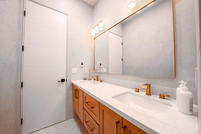 3285 Baseline Rd, Roseville, CA 95747