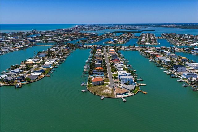 11050 5TH STREET E, Treasure Island, FL 33706