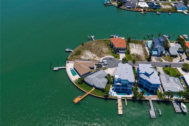 11050 5TH STREET E, Treasure Island, FL 33706