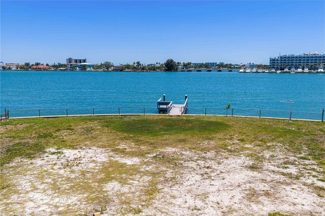 11050 5TH STREET E, Treasure Island, FL 33706