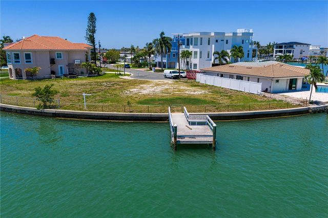 11050 5TH STREET E, Treasure Island, FL 33706