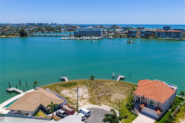 11050 5TH STREET E, Treasure Island, FL 33706