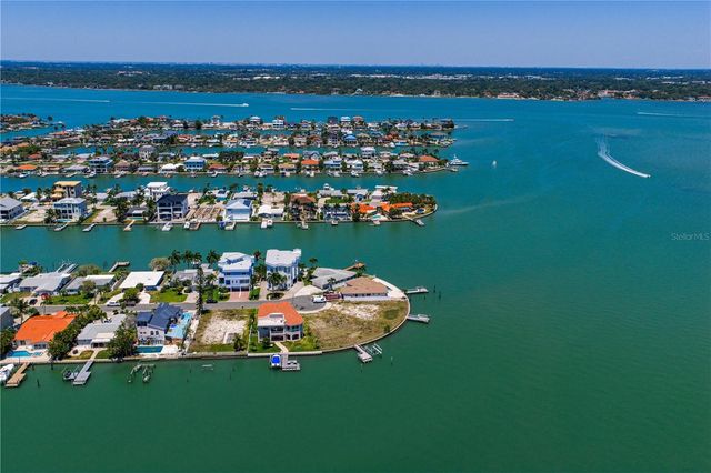 11050 5TH STREET E, Treasure Island, FL 33706