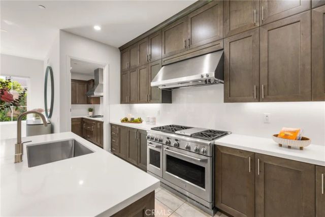65 Glacier Valley, Irvine, CA 92602