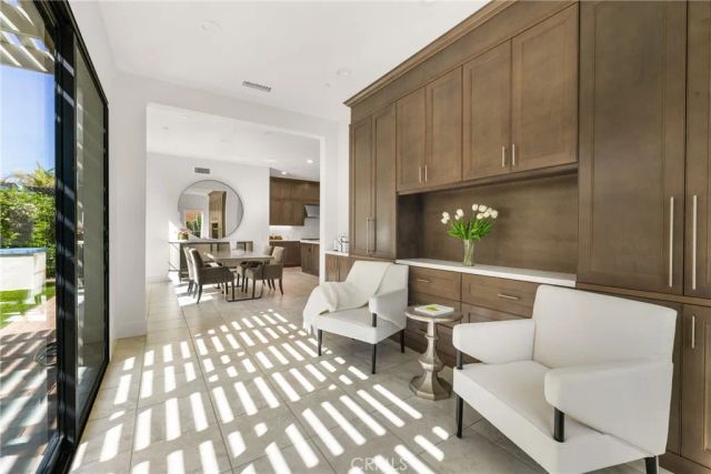 65 Glacier Valley, Irvine, CA 92602