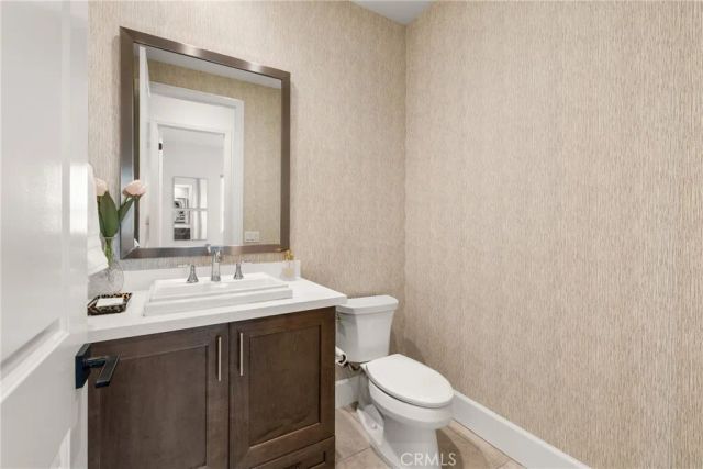 65 Glacier Valley, Irvine, CA 92602