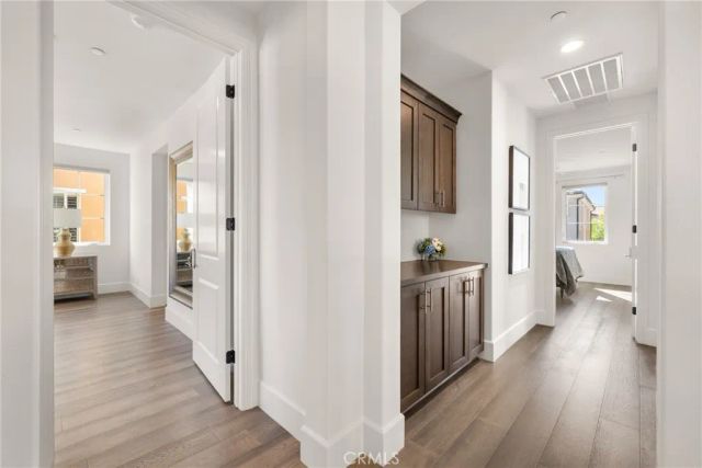 65 Glacier Valley, Irvine, CA 92602