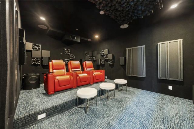 65 Glacier Valley, Irvine, CA 92602
