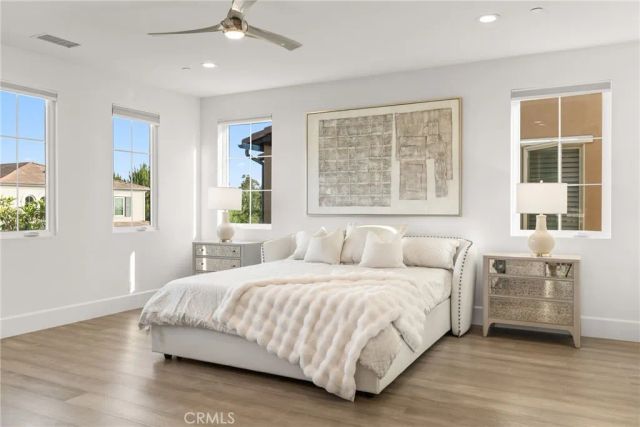 65 Glacier Valley, Irvine, CA 92602
