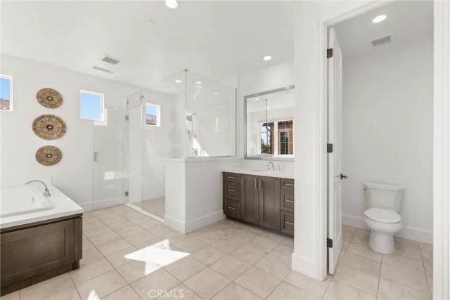 65 Glacier Valley, Irvine, CA 92602
