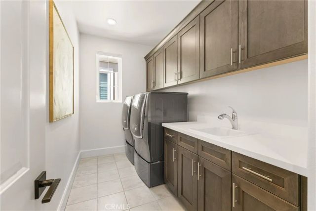65 Glacier Valley, Irvine, CA 92602