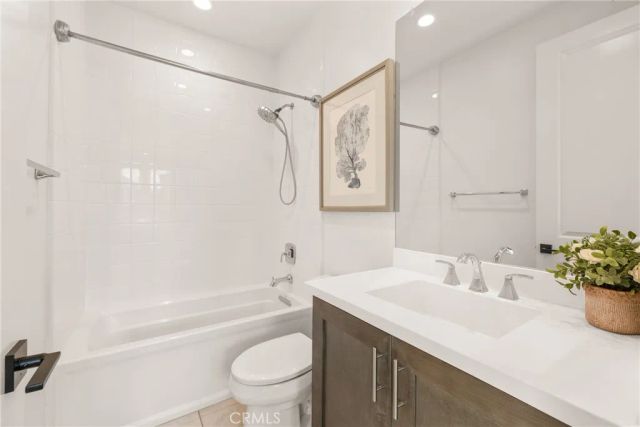 65 Glacier Valley, Irvine, CA 92602