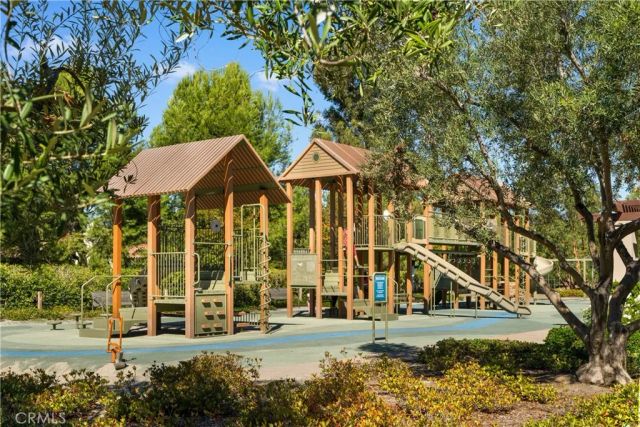 65 Glacier Valley, Irvine, CA 92602