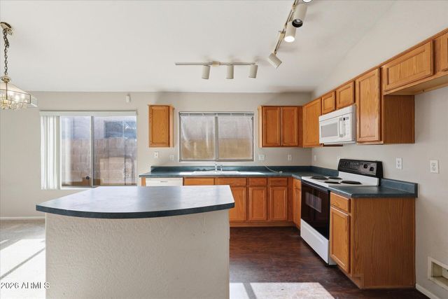 8708 E PORTOBELLO Avenue, Mesa, AZ 85212
