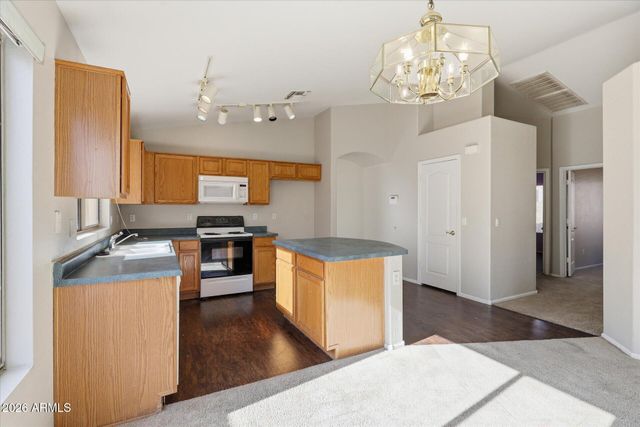 8708 E PORTOBELLO Avenue, Mesa, AZ 85212