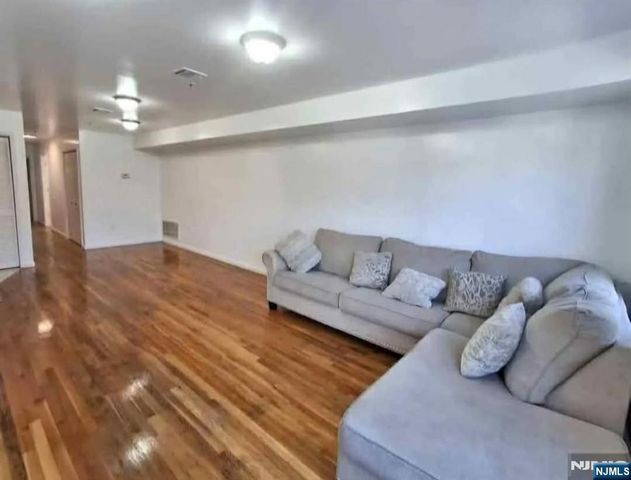 12 Bergen Avenue 1, Jersey City, NJ 07305