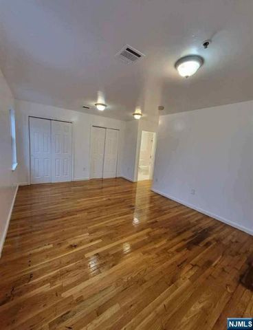 12 Bergen Avenue 1, Jersey City, NJ 07305