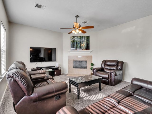 6108 Hubbell Drive, Pearland, TX 77584