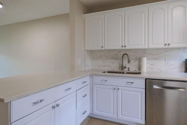 4755 ORLEANS Court B, West Palm Beach, FL 33415