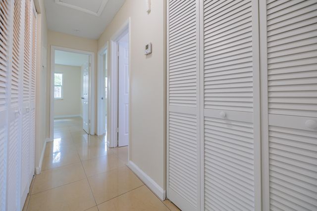 4755 ORLEANS Court B, West Palm Beach, FL 33415
