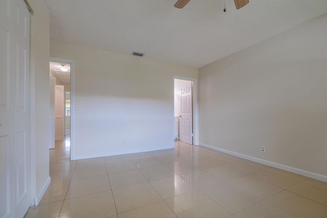 4755 ORLEANS Court B, West Palm Beach, FL 33415