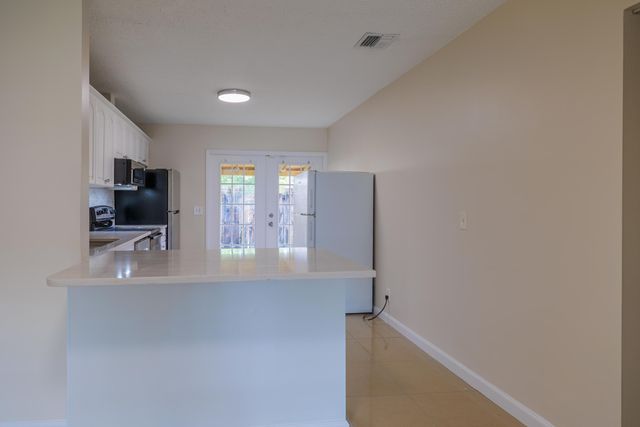 4755 ORLEANS Court B, West Palm Beach, FL 33415