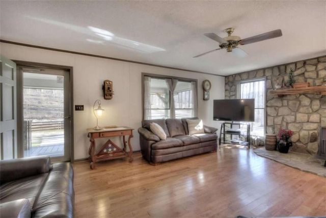 403 N Stringer Road N, Canton, GA 30115