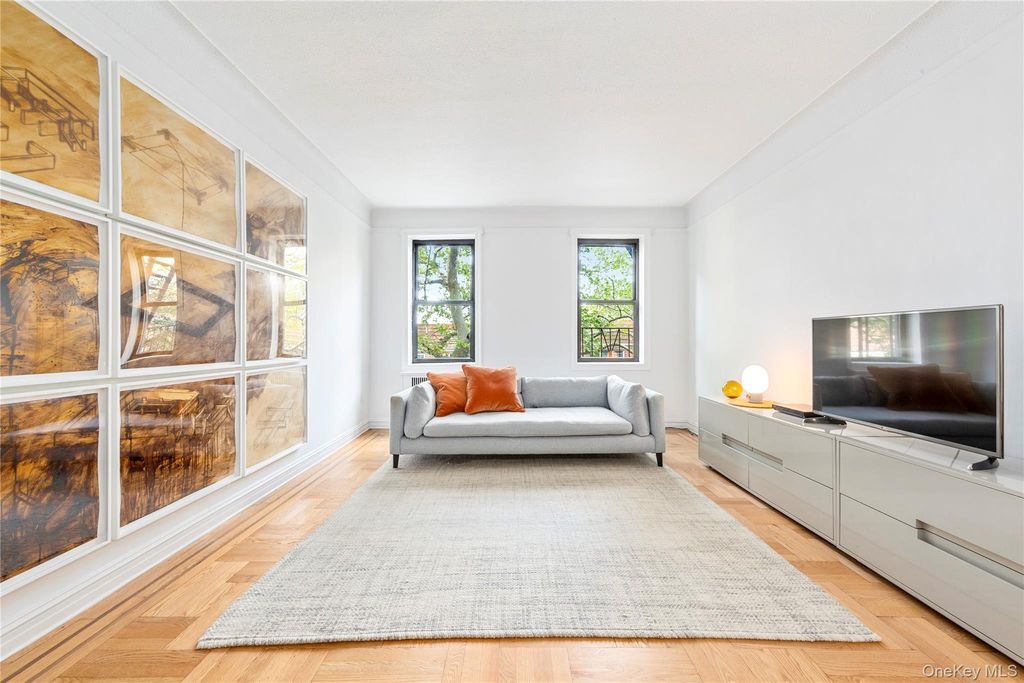 47-25 40th Street 2C, Sunnyside, NY 11104